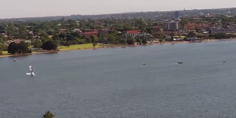 L'incidente aereo nel fiume Swan, a Perth