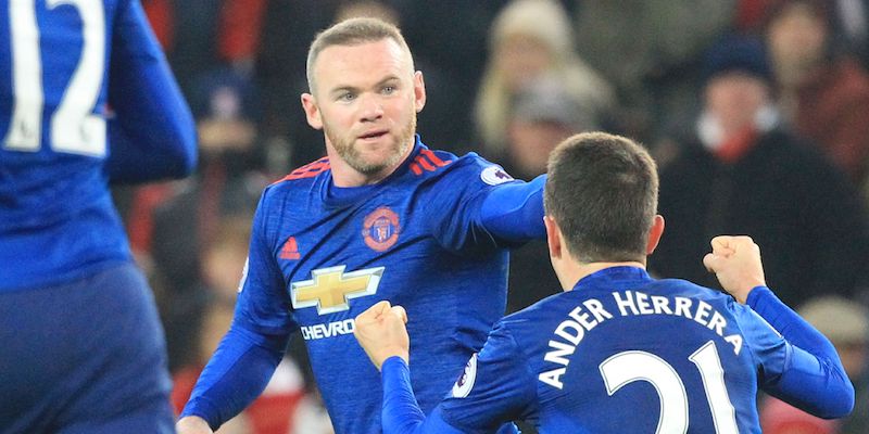 Wayne Rooney dopo il gol segnato allo Stoke City (LINDSEY PARNABY/AFP/Getty Images)