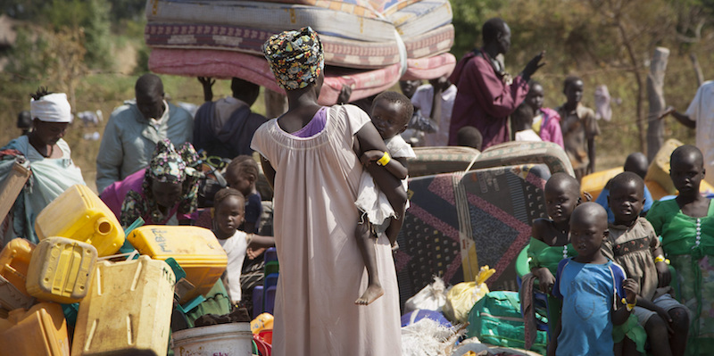 Profughi sud-sudanesi diretti in Uganda (AP Photo/Rebecca Vassie/file)