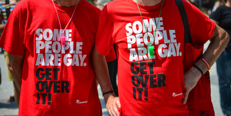 Duo uomini a una manifestazione in favore dei diritti dei gay a Lubiana, Slovenia (Jure Makovec/AFP/Getty Images)