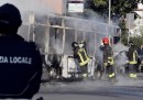 Il caso degli incendi degli autobus a Roma