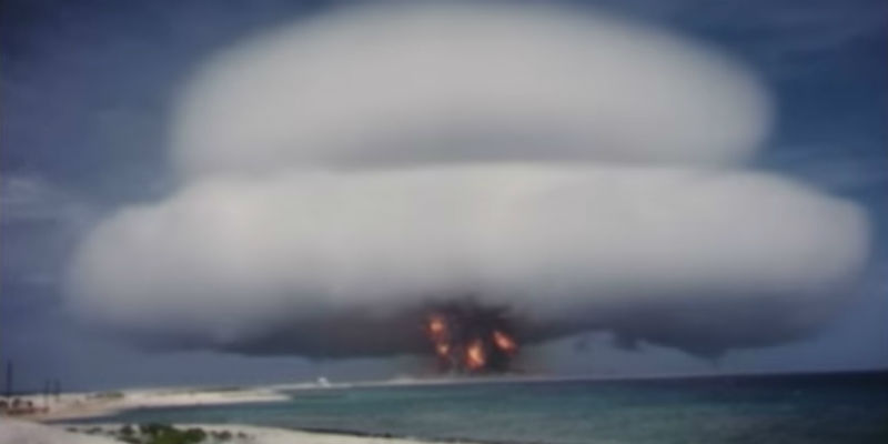 Cinque video di esplosioni nucleari