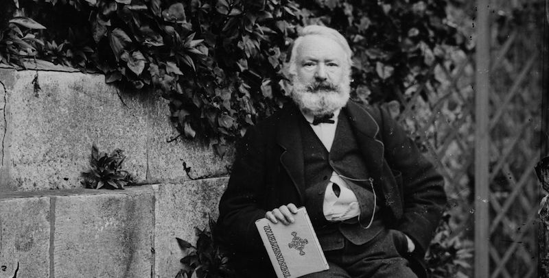 Victor Hugo nel 1868. (London Stereoscopic Company/Getty Images)