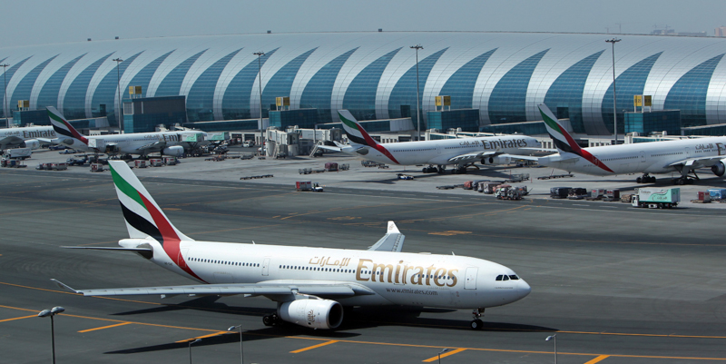 Un aereo di Emirates Airlines all'aeroporto di Dubai. (KARIM SAHIB/AFP/Getty Images)