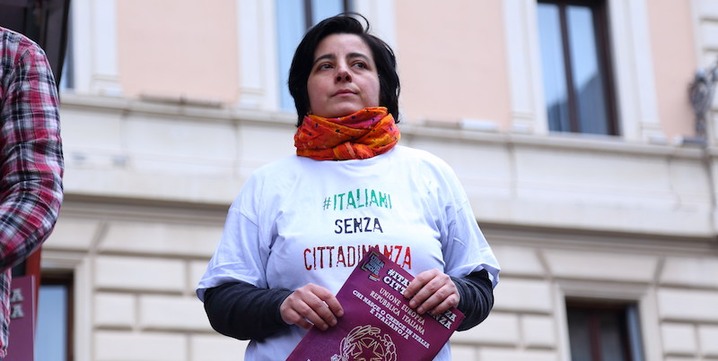 Paula Baudet Vivanco durante la manifestazione del 28 febbraio in piazza del Pantheon a Roma
(ANSA)