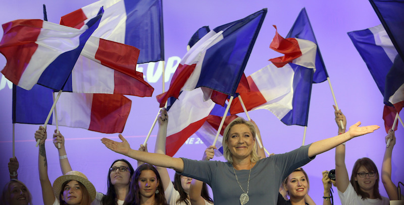 La politica francese di estrema destra Marine Le Pen durante un comizio nel settembre 2016 (AP Photo/Claude Paris)