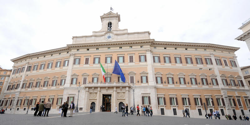 I redditi dei parlamentari e dei ministri italiani