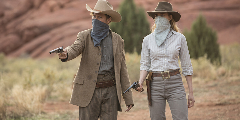 Evan Rachel Wood e Jimmi Simpson in una scena della prima stagione di "Westworld"