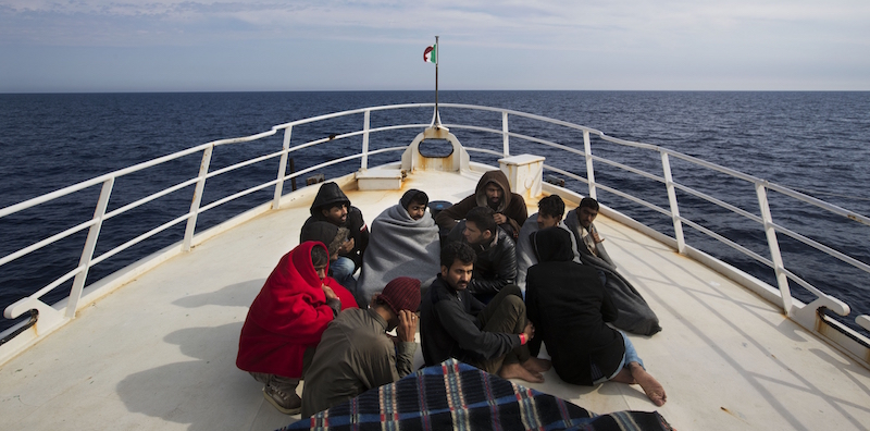 Duemila migranti soccorsi in un giorno