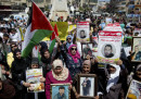 Più di mille detenuti palestinesi in Israele hanno iniziato uno sciopero della fame