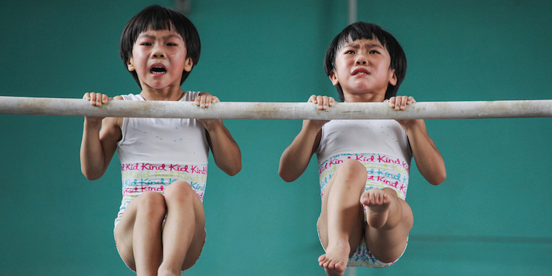 (© Yuan Peng, China, 1st Place, Professional, Sport, 2017 Sony World Photography Awards)