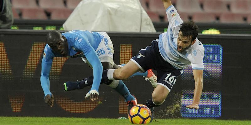 Marco Parolo e Kalidou Koulibaly nella partita di andata (Marco Rosi/Getty Images)