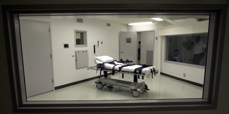 La stanza in cui avvengono le iniezioni letali all'Holman Correctional Facility di Atmore, in Alabama, fotografata il 7 ottobre 2002 (AP Photo/Dave Martin, File)
