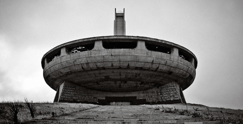 Il monumento Buzludzha, in Bulgaria 
(Flickr)