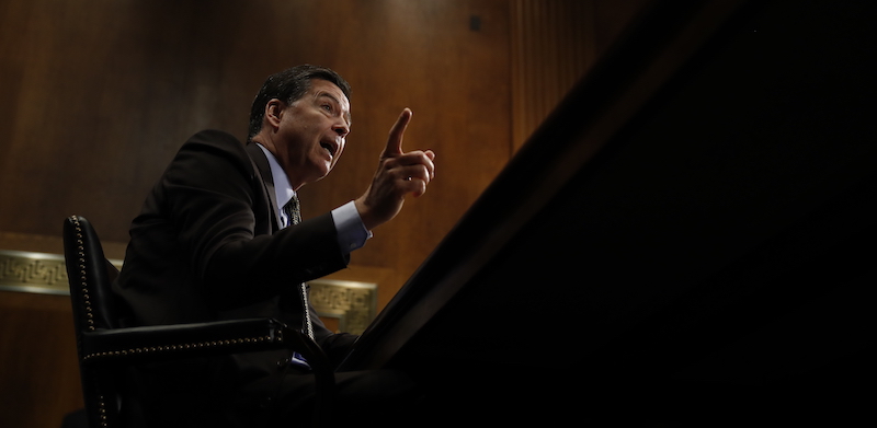 James Comey, capo dell'FBI, durante un'audizione in Senato. (AP Photo/Carolyn Kaster)