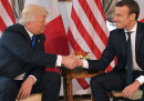 La strategia di Macron dietro alla stretta di mano con Trump