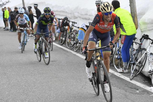 Giro d'Italia 2017 - 100a edizione - Tappa 16 - da Rovetta a Bormio - 222 km ( 137,9 miglia )