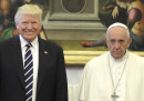 È vero che il Papa non ha sorriso a Donald Trump?