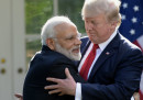 Il primo ministro indiano ha trovato un modo nonviolento per sfuggire alla stretta di mano di Trump