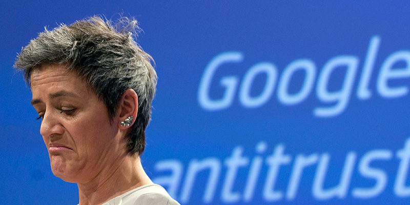 Il Commissario europeo per la concorrenza Margrethe Vestager (AP Photo/Virginia Mayo)