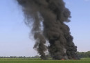 Un aereo militare dei Marines è precipitato in un campo nel Mississippi: sono morte almeno sedici persone