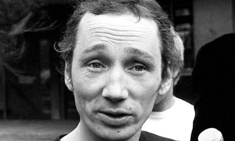 35 anni fa un intruso riuscì ad arrivare fino alla camera da letto della regina Elisabetta