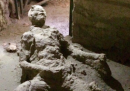 No, è improbabile che quest'uomo di Pompei sia morto mentre si stava masturbando