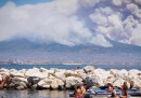Le foto del grande incendio sul Vesuvio
