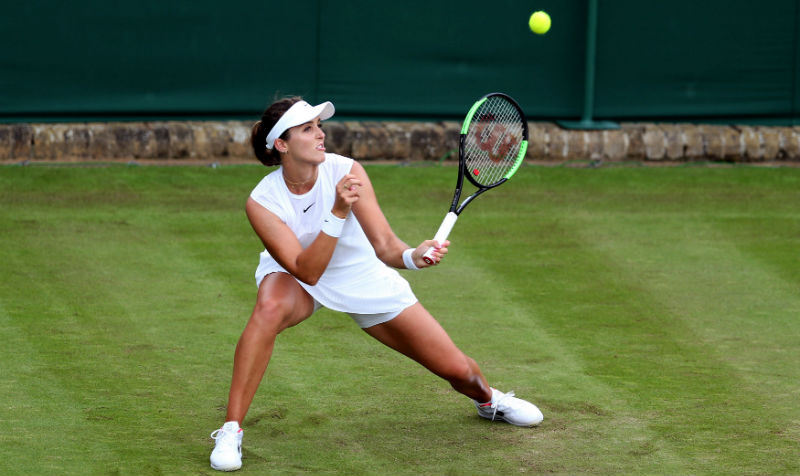 La tennista britannica Laura Robson affronta Beatriz Haddad Maia il primo giorno del torneo di Wimbledon (Steven Paston/PA Wire/La Presse)