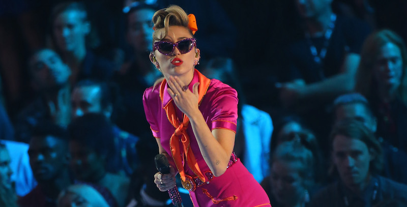 Miley Cyrus agli MTV Video Music Awards, Inglewood, California, 27 agosto 2017
(JEAN-BAPTISTE LACROIX/AFP/Getty Images)