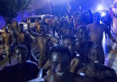 Centinaia di migranti africani sono entrati a Ceuta