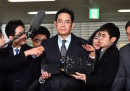 Il capo di Samsung è stato condannato a 5 anni di carcere per corruzione