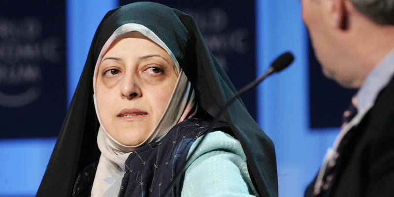 Masumeh Ebtekar a Davos nel gennaio 2005 (PIERRE VERDY/AFP/Getty Images)