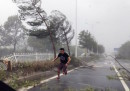 Le foto dei danni del tifone Hato, nel sud della Cina