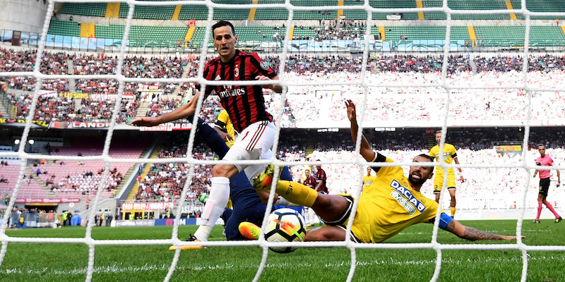 Il primo gol di Nikola Kalinic contro l'Udinese (Claudio Villa/Getty Images)