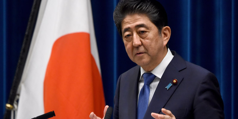 Il primo ministro giapponese Shinzo Abe (TORU YAMANAKA/AFP/Getty Images)