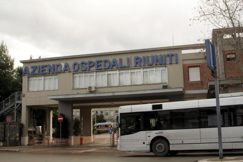 Gli Ospedali riuniti di Foggia, dove è ricoverata la ragazza. (FRANCO CAUTILLO / ANSA / CRI)