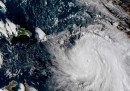 Nella Dominica almeno 15 persone sono morte e altre 20 sono disperse a causa dell'uragano Maria