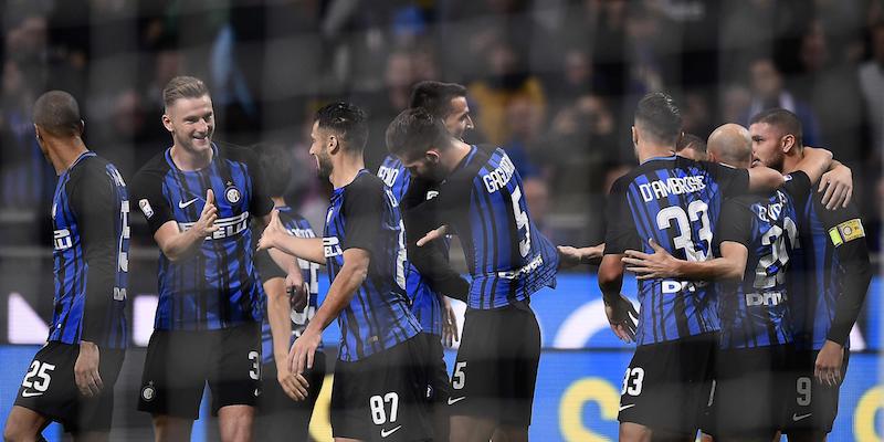 I giocatori dell'Inter esultano dopo il secondo gol segnato alla Sampdoria (LaPresse)