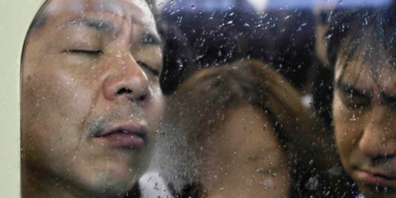 Cose fastidiose che la gente fa in metropolitana