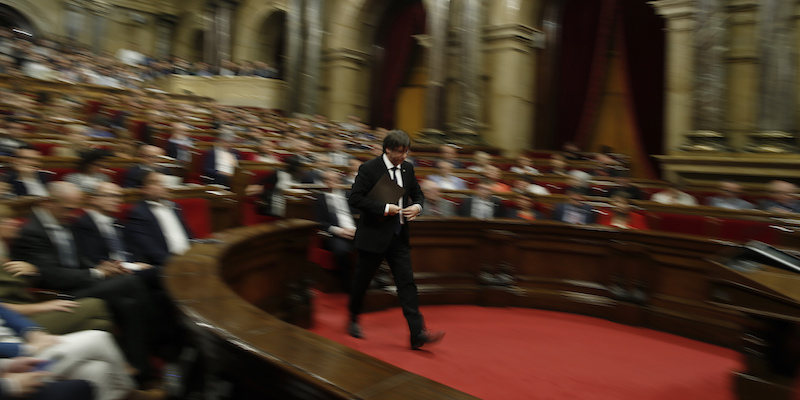 Il presidente catalano Carles Puigdemont (AP Photo/Manu Fernandez)
