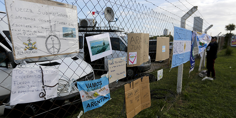 Messaggi e cartelli di supporto alla base navale Mar del Plata, Argentina, 19 novembre 2017
(AP Photo/Vicente Robles)