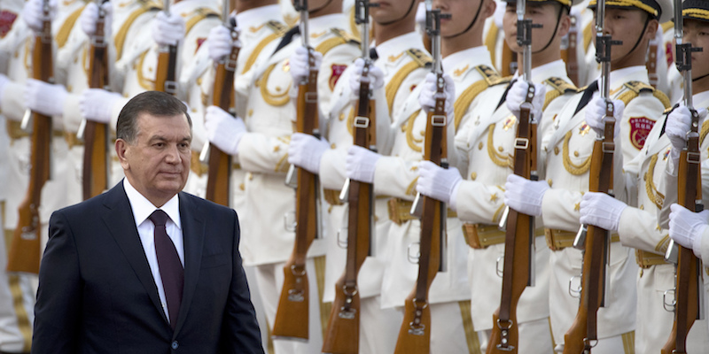 Il presidente uzbeko Shavkat Mirziyoyev (AP Photo/Mark Schiefelbein)