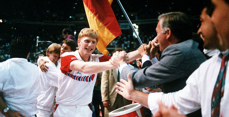 Boris Becker dopo aver vinto la Coppa Davis, 26 luglio 1987
(AP-Photo)