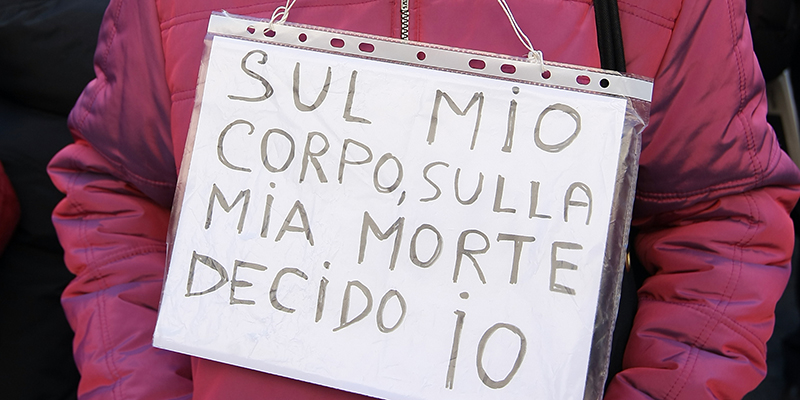Manifestazione per il testamento biologico, Roma, febbraio 2009
(© Roberto Monaldo / LaPresse)