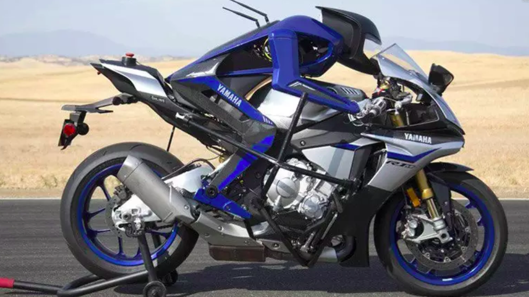Valentino Rossi ha battuto una moto che si guida da sola, progettata da Yamaha
