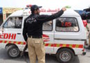 In Pakistan una donna è stata arrestata con l'accusa di aver ucciso 17 persone nel tentativo di avvelenare suo marito