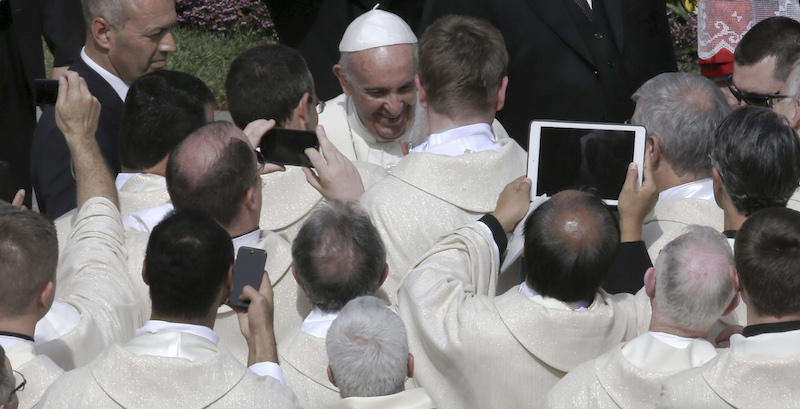Papa Francesco in Vaticano nel 2016 (AP Photo/Alessandra Tarantino)