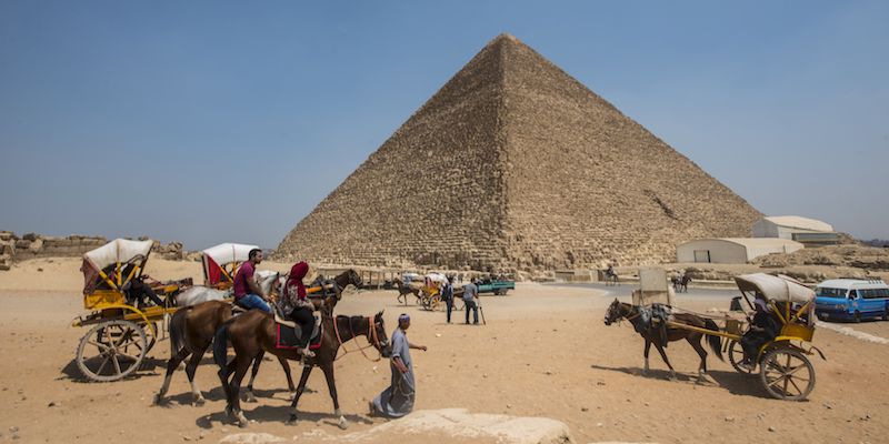 La Piramide di Cheope, anche nota come Grande Piramide di Giza, il 31 agosto 2016 (KHALED DESOUKI/AFP/Getty Images)