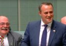 Un deputato australiano ha chiesto al suo compagno di sposarlo durante una seduta parlamentare